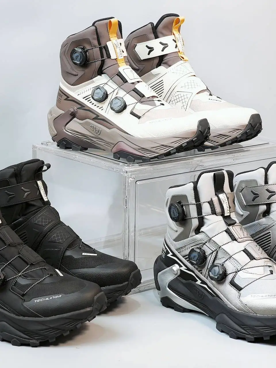 Men's Winter Warmth Outdoor Hiking Boots Comfortable and Versatile Unisex Walking Hiking Trekking Sports Shoes
Men's Winter Warmth Outdoor Hiking Boots Comfortable and Versatile Unisex Walking Hiking Trekking Sports Shoes