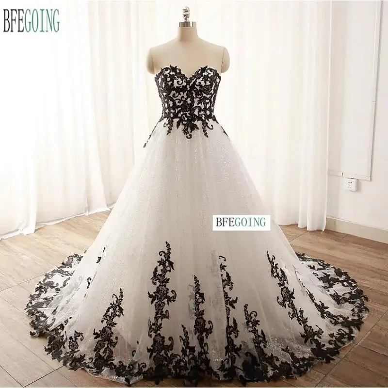 Lace A-Line Wedding Dresses Chapel Train Customized Tulle Sweetheart Floor-Length Strapless Bridal Gowns
Lace A-Line Wedding Dresses Chapel Train Customized Tulle Sweetheart Floor-Length Strapless Bridal Gowns
