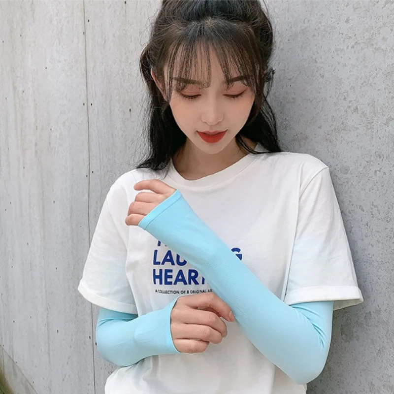 Summer Ice Silk Arm Sleeves Plus Size Sun Protection UV Cooling Arm Warmers for Men Women Outdoor Cycling Driving Sports Solid
Summer Ice Silk Arm Sleeves Plus Size Sun Protection UV Cooling Arm Warmers for Men Women Outdoor Cycling Driving Sports Solid