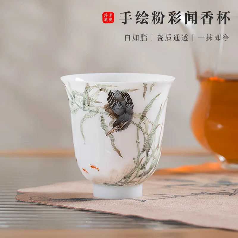 Jingdezhen hand-painted pastel, imitation Wang Bu, single kingfish, flower and bird, master cup, kung fu teacup, ceramic tea cup
Jingdezhen hand-painted pastel, imitation Wang Bu, single kingfish, flower and bird, master cup, kung fu teacup, ceramic tea cup