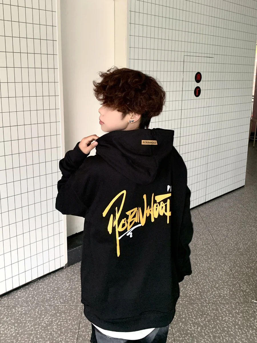 Ретро-толстовка с ручной росписью и принтом, с длинными рукавами, на флисовой подкладке, для осени и зимы, в уличном стиле, повседневная, модная.
Ретро-толстовка с ручной росписью и принтом, с длинными рукавами, на флисовой подкладке, для осени и зимы, в уличном стиле, повседневная, модная.