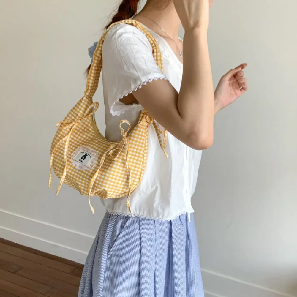 Casual Y2k Bow Shoulder Bag Ruffles Pleated Plaid Armpit Bag Commuting Leisure Underarm Bag Girls
Casual Y2k Bow Shoulder Bag Ruffles Pleated Plaid Armpit Bag Commuting Leisure Underarm Bag Girls