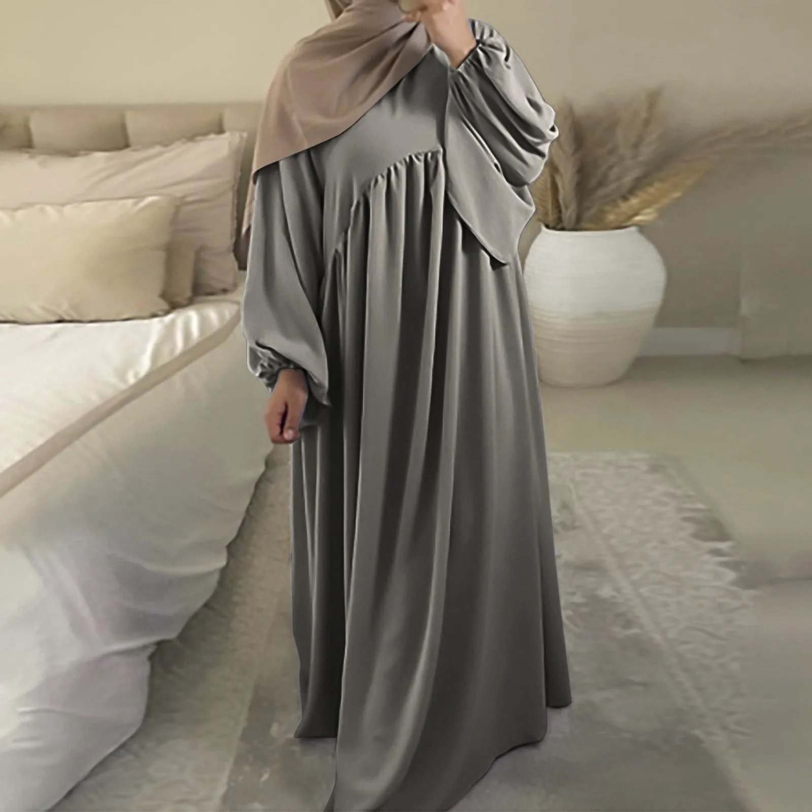 Ramadan Abaya Balloon Sleeve Modest Dress Muslim Women Casual Hijab Robe African Long Dresses Islam Dubai Plain Loose Kaftan
Ramadan Abaya Balloon Sleeve Modest Dress Muslim Women Casual Hijab Robe African Long Dresses Islam Dubai Plain Loose Kaftan