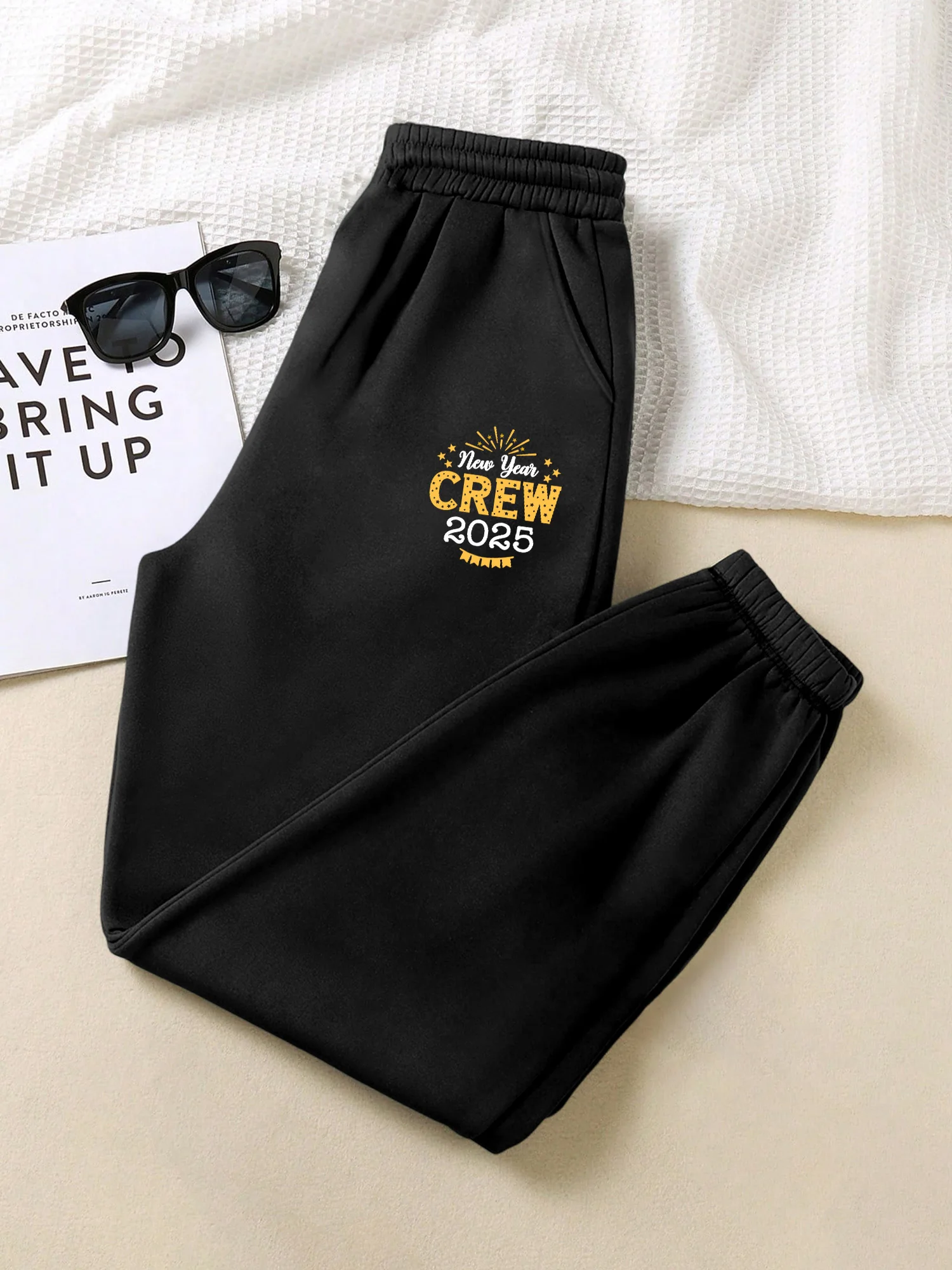 Women Elastic Waist Jogger Pants New Year Crew 2025 Print Cuffed Sweatpants With Pockets Holiday Casual Sports Trousers
Women Elastic Waist Jogger Pants New Year Crew 2025 Print Cuffed Sweatpants With Pockets Holiday Casual Sports Trousers