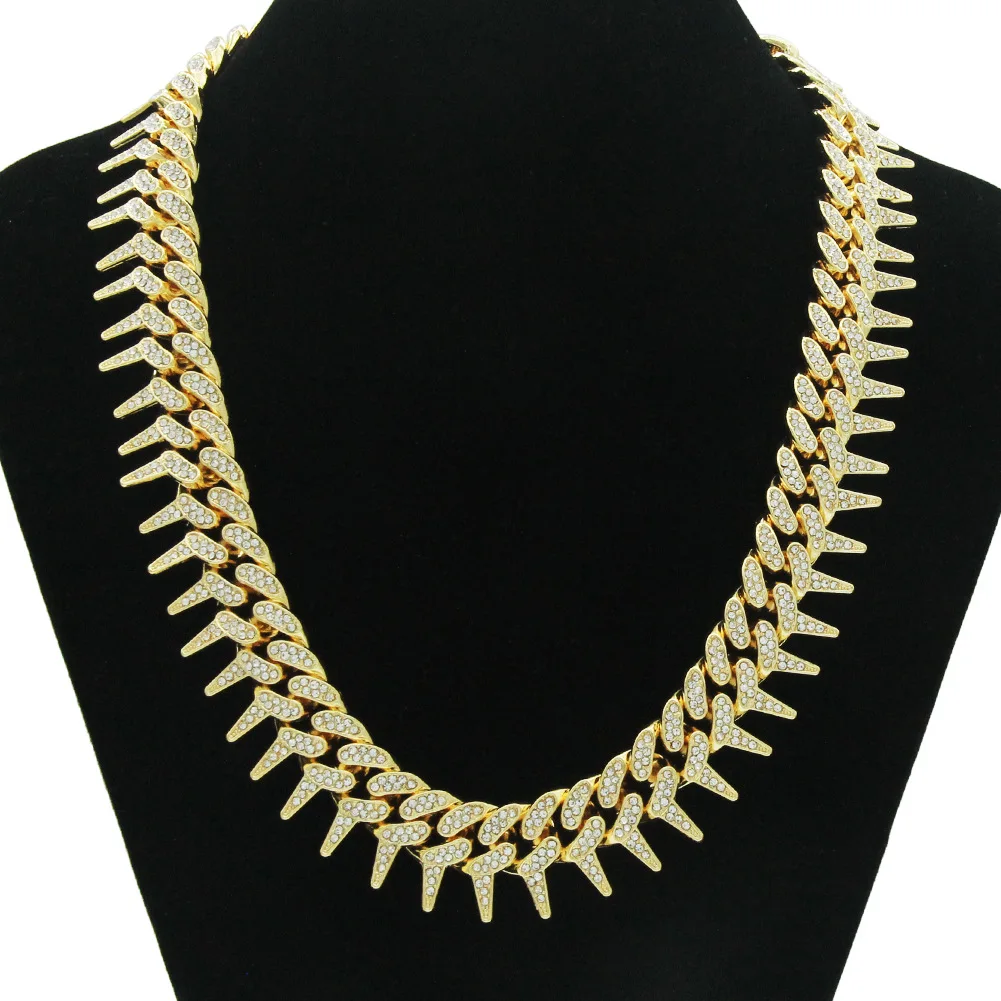 Hip Hop Punk Men Women Cuba Chains Necklace Diamond Plated Copper Alloy Fashion Accessories Wedding Party Birthday Gift
Hip Hop Punk Men Women Cuba Chains Necklace Diamond Plated Copper Alloy Fashion Accessories Wedding Party Birthday Gift