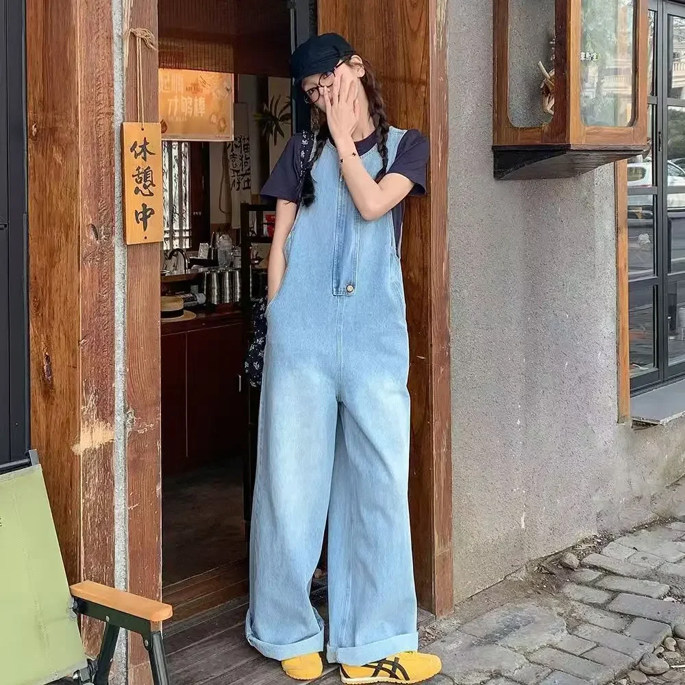 Модные весенне-летние новые женские джинсовые комбинезоны, комбинезон с высокой талией для поездок на работу
Модные весенне-летние новые женские джинсовые комбинезоны, комбинезон с высокой талией для поездок на работу
