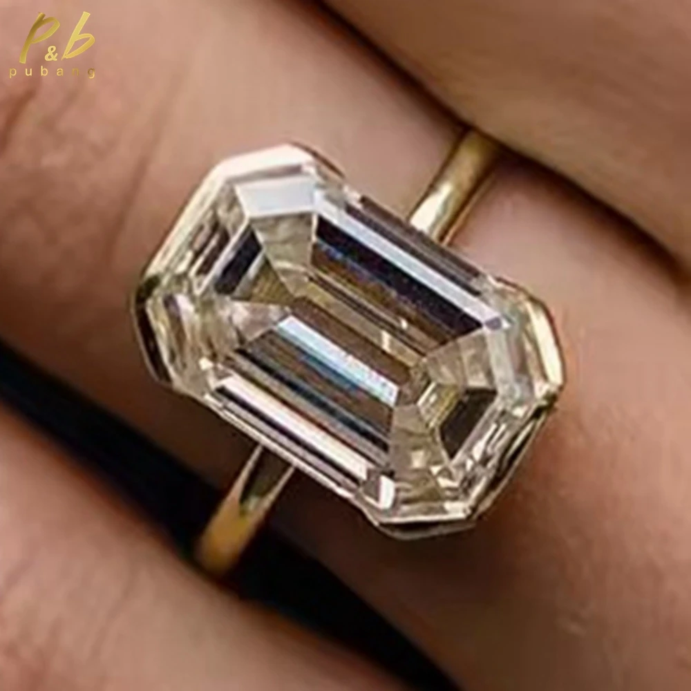 PuBang VVS1 3EX D Color 7 Carat Moissanite Old Mine Emerald Cut Ring 14K Solid Yellow Gold Bezel Setting for Woman Wedding Gifts
PuBang VVS1 3EX D Color 7 Carat Moissanite Old Mine Emerald Cut Ring 14K Solid Yellow Gold Bezel Setting for Woman Wedding Gifts
