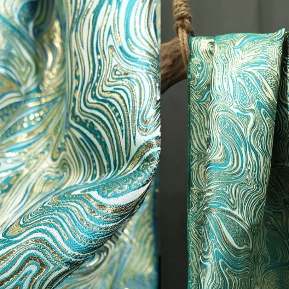 Смешанная жаккардовая ткань, зеленая золотая нить, европейские полосы, сделай сам, детское пальто ручной работы, юбка, материал, дизайнерская оптовая продажа ткани
Смешанная жаккардовая ткань, зеленая золотая нить, европейские полосы, сделай сам, детское пальто ручной работы, юбка, материал, дизайнерская оптовая продажа ткани