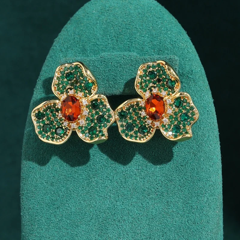 Vintage Orange Crystal Earrings Green Rhinestone Three Petal Flower Woman Luxury Jewelry Gift Designers Brand For Wedding Party
Vintage Orange Crystal Earrings Green Rhinestone Three Petal Flower Woman Luxury Jewelry Gift Designers Brand For Wedding Party