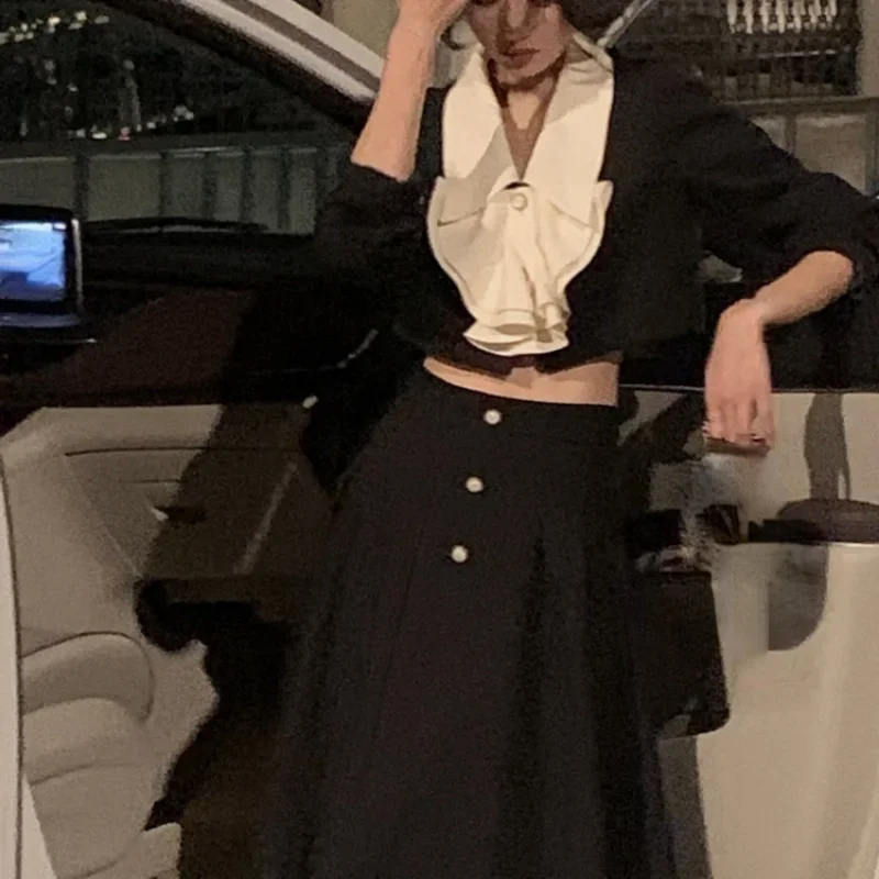 Women Long Sleeve Crop Tops + Casual Black Midi Skirt 2023 Autumn Slim Retro Office Lady Korean Suits Elegant 2 Piece Dress Set
Women Long Sleeve Crop Tops + Casual Black Midi Skirt 2023 Autumn Slim Retro Office Lady Korean Suits Elegant 2 Piece Dress Set