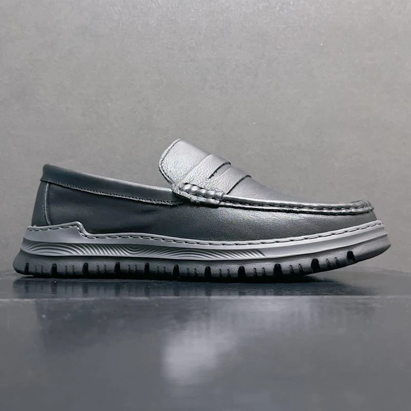 Spring New Men's Casual oes Soft Bot Leather Slip-On Breathable Versatile Comfortable round Toe Low Heel Rubber Foam
Spring New Men's Casual oes Soft Bot Leather Slip-On Breathable Versatile Comfortable round Toe Low Heel Rubber Foam