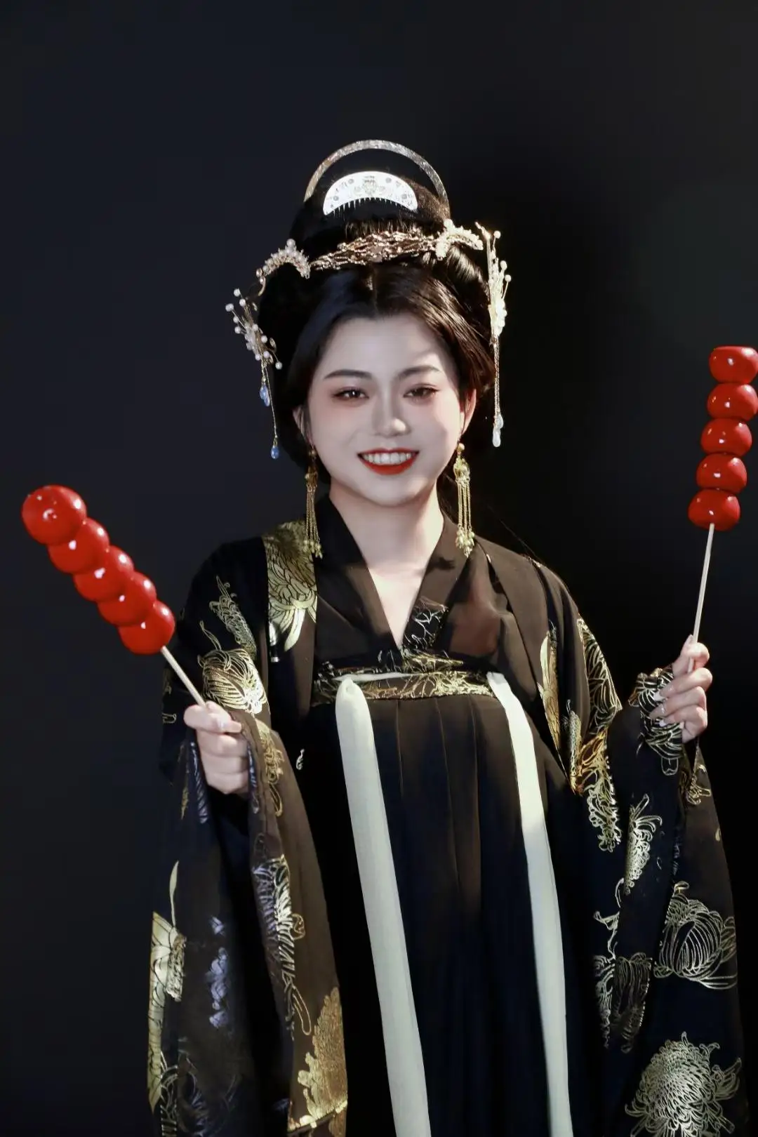 Chinese Traditional Hanfu Dress Long Large Sleeve Embroidered Women Carnival Halloween Ancient Cosplay Costume Black
Chinese Traditional Hanfu Dress Long Large Sleeve Embroidered Women Carnival Halloween Ancient Cosplay Costume Black