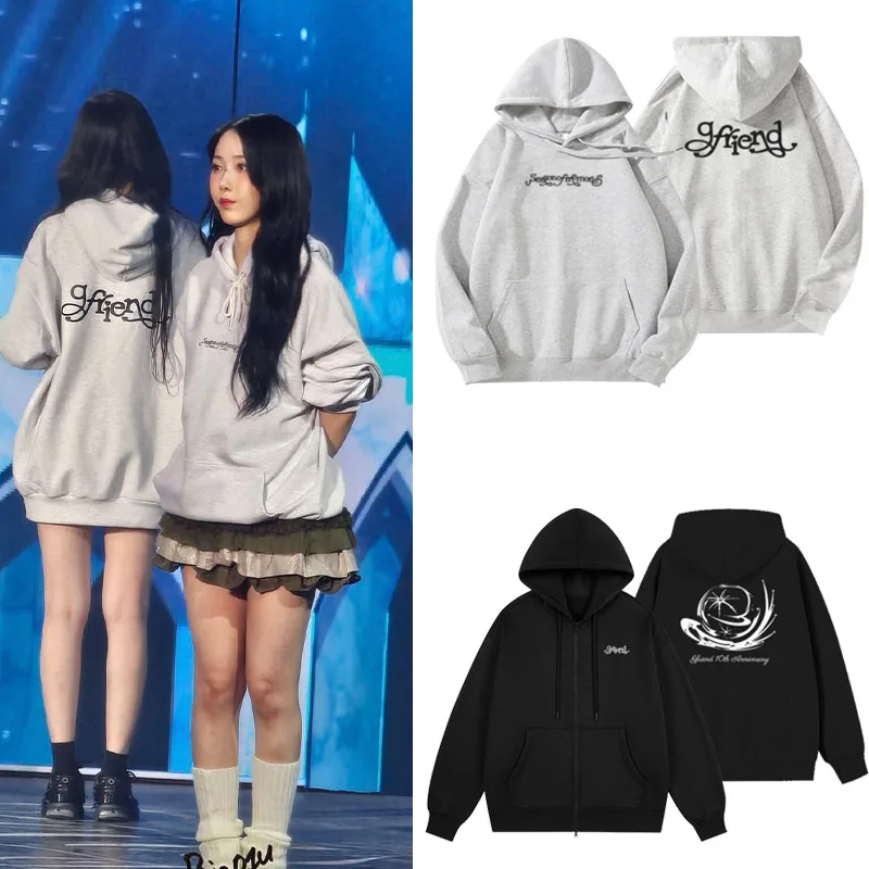 Толстовка с капюшоном на молнии в честь 10-летия группы GFriend, коллекция Season Of Memories, свободный крой, хлопок, длинный рукав, художественный стиль для повседневной носки
Толстовка с капюшоном на молнии в честь 10-летия группы GFriend, коллекция Season Of Memories, свободный крой, хлопок, длинный рукав, художественный стиль для повседневной носки