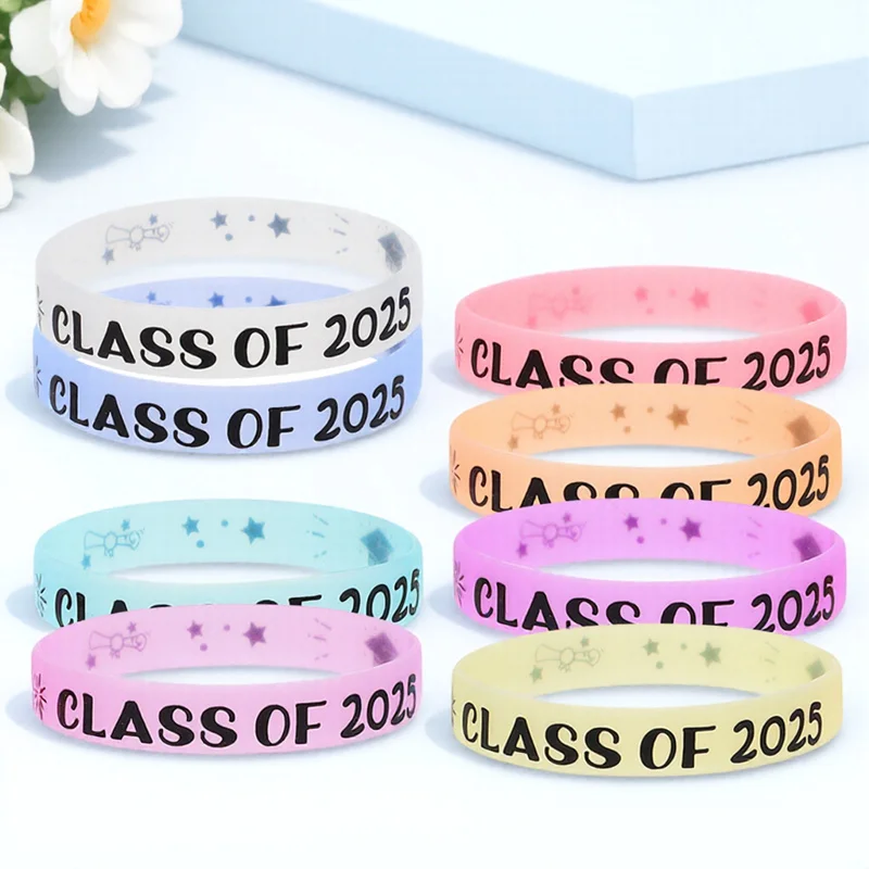 8Pcs Class of 2025 Graduation Silicone Wristbands Glow in The Dark Graduation Party Supplies Celebration Bracelets
8Pcs Class of 2025 Graduation Silicone Wristbands Glow in The Dark Graduation Party Supplies Celebration Bracelets