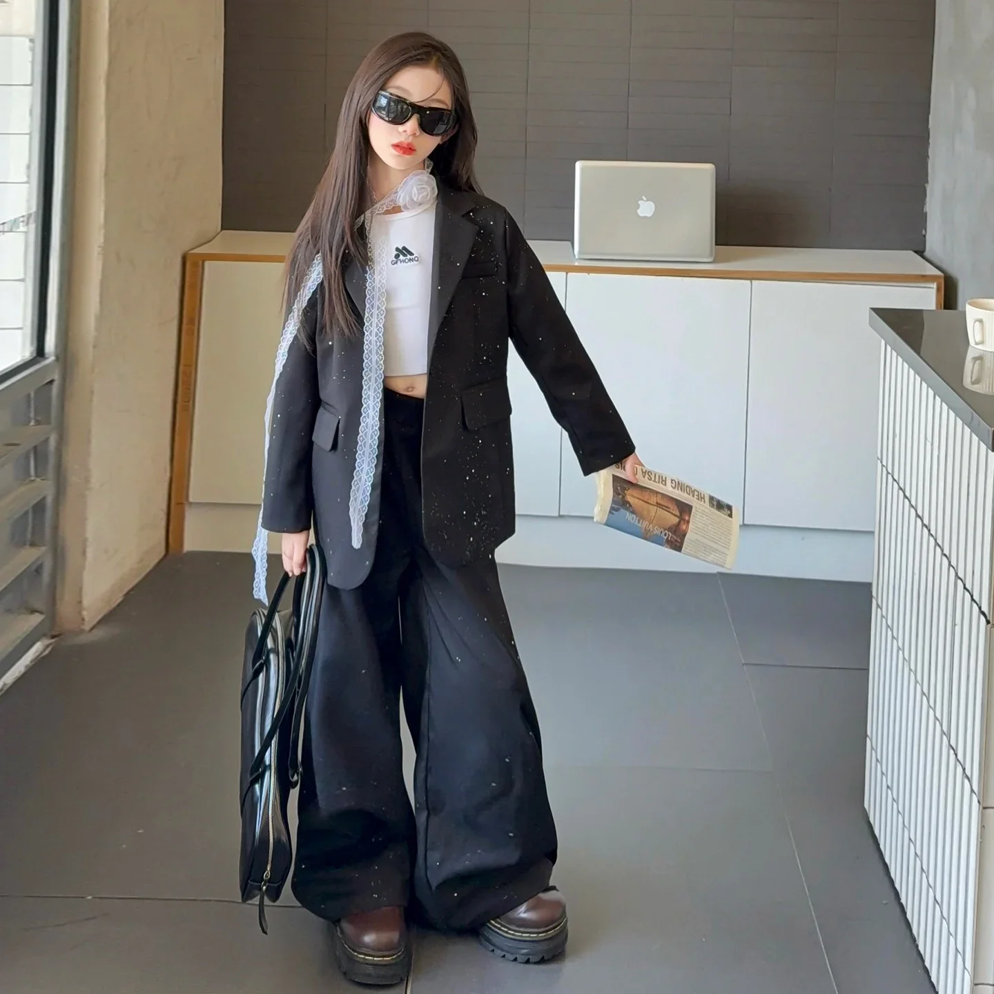 autumn junior kids coat pants suit child clothes outfits Blazer jacket+wide-leg pants 2pcs 4-14 teen girls shining Suit sets
autumn junior kids coat pants suit child clothes outfits Blazer jacket+wide-leg pants 2pcs 4-14 teen girls shining Suit sets