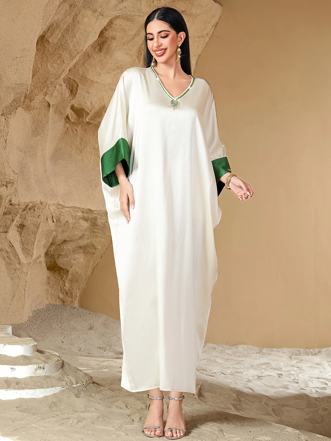 Eid Morocco Kaftan Diamonds Abaya Dubai Women Muslim Maxi Dress Islam Clothing Arabic Robe Caftan Femme Musulmane Vestidos Gown
Eid Morocco Kaftan Diamonds Abaya Dubai Women Muslim Maxi Dress Islam Clothing Arabic Robe Caftan Femme Musulmane Vestidos Gown