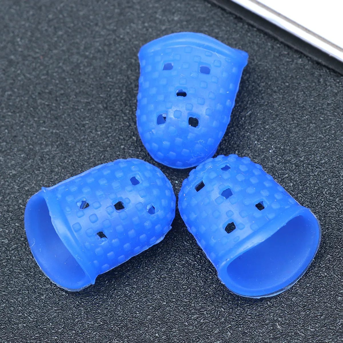 3Pcs Fingertip Protector Anti-Scald Non-Slip Thin Flexible Grip Enhancer for Money Counting Guitar Violin Ukulele Cello Sorting
3Pcs Fingertip Protector Anti-Scald Non-Slip Thin Flexible Grip Enhancer for Money Counting Guitar Violin Ukulele Cello Sorting