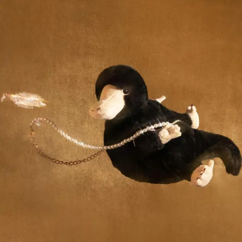 Осенне-зимняя модная новая плюшевая женская сумка в форме куклы с изображением животных, персонализированная милая мультяшная сумка через плечо на одно плечо, тренд
Осенне-зимняя модная новая плюшевая женская сумка в форме куклы с изображением животных, персонализированная милая мультяшная сумка через плечо на одно плечо, тренд