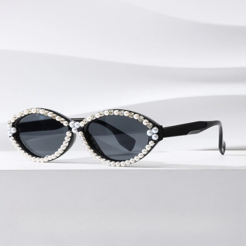Rhinestone Sunglasses Party Glasses Cat's Eye Babes Glasses Travel Eyewear Women Men Street Photography Eyeglasses Sunshades
Rhinestone Sunglasses Party Glasses Cat's Eye Babes Glasses Travel Eyewear Women Men Street Photography Eyeglasses Sunshades