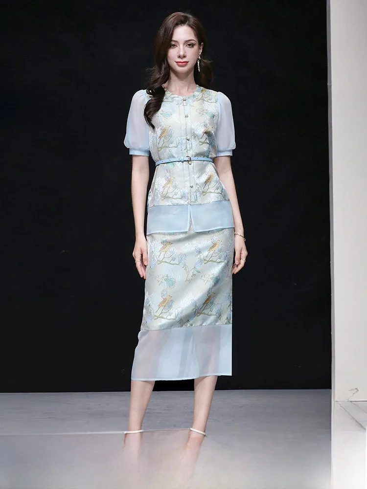 Summer 2026 Women's Fashion Semi-Transparent Lace Splicing Light Blue Embroidery Top High Waist Split Skirt Set Casual Elegant
Summer 2026 Women's Fashion Semi-Transparent Lace Splicing Light Blue Embroidery Top High Waist Split Skirt Set Casual Elegant