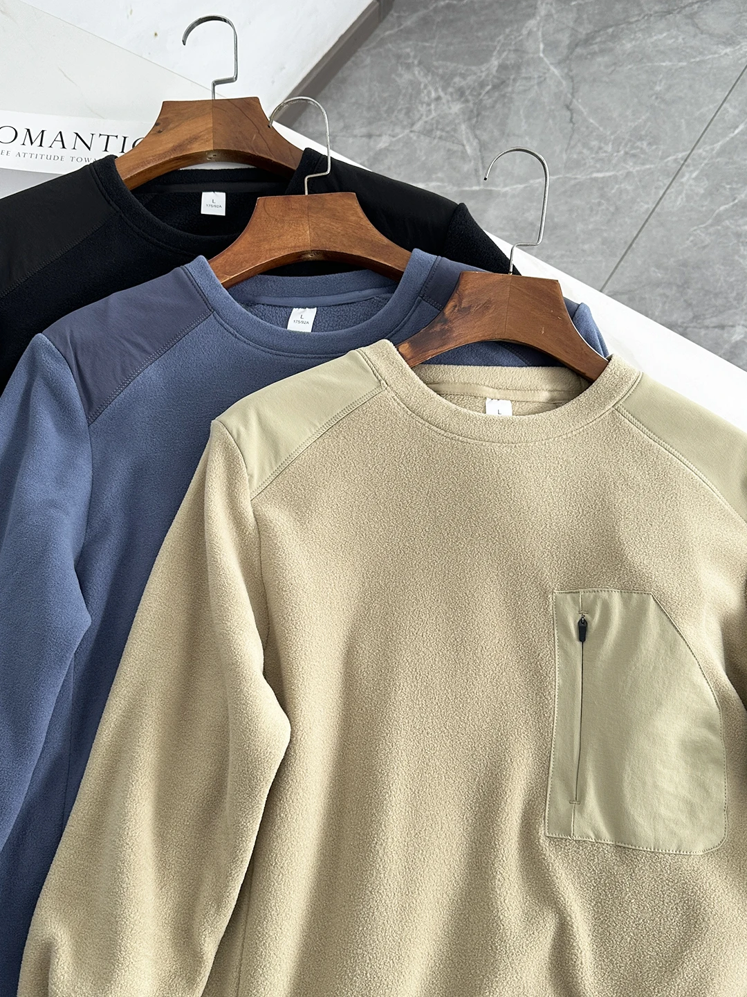 Мужская толстовка свободного кроя с круглым вырезом, функцией терморегуляции, теплая, для осени и зимы
Мужская толстовка свободного кроя с круглым вырезом, функцией терморегуляции, теплая, для осени и зимы