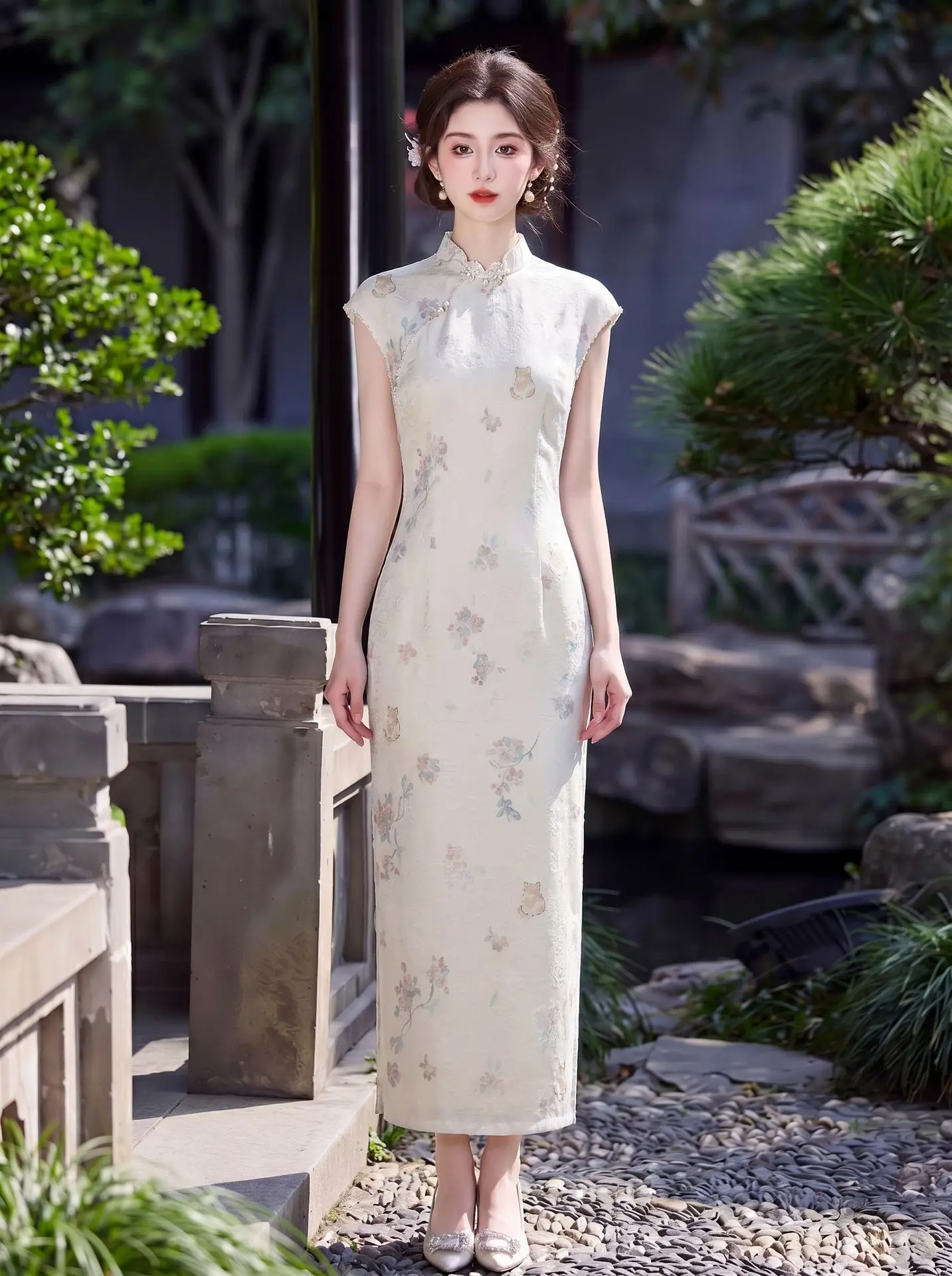 Chinese Style Hong Kong Style Sleeveless Long Cheongsam Summer Slim Fit Daily Qipao
Chinese Style Hong Kong Style Sleeveless Long Cheongsam Summer Slim Fit Daily Qipao