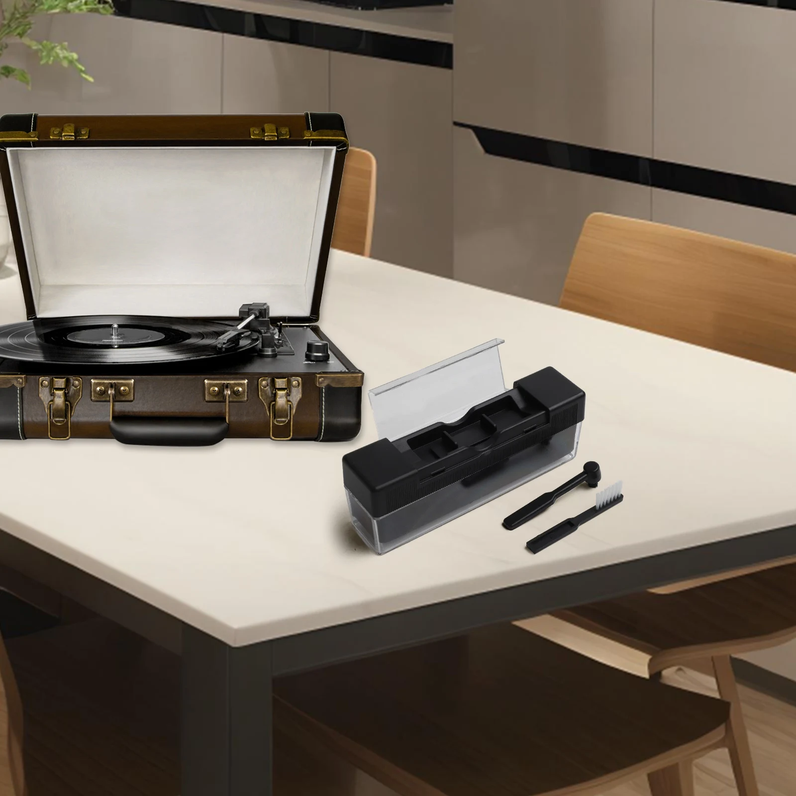 Компактный набор для чистки 12,5 см * 4,5 см * 3 см, антистатический инструмент, щетка из углеродного волокна без царапин, необходимый для ухода за винилом
Компактный набор для чистки 12,5 см * 4,5 см * 3 см, антистатический инструмент, щетка из углеродного волокна без царапин, необходимый для ухода за винилом