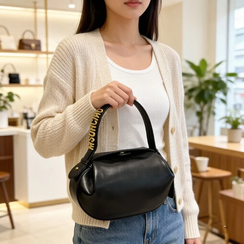 Large Capacity Diaper Bag Women Tote Handbag Shoulder Crossbody Vintage Simple Leather Commuter Luxury
Large Capacity Diaper Bag Women Tote Handbag Shoulder Crossbody Vintage Simple Leather Commuter Luxury