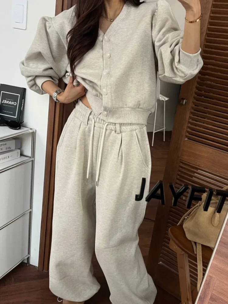 Fashionable Short Bubble Sleeve Set for Women Autumn Winter High Waist Drawstring Trousers Casual Long Pants Korean Style
Fashionable Short Bubble Sleeve Set for Women Autumn Winter High Waist Drawstring Trousers Casual Long Pants Korean Style