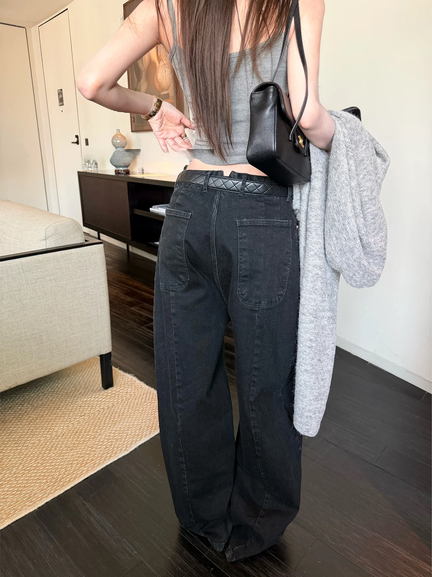 Superniniyy Heavy Industry Splicing Design High Waist Jeans Long Pants Good Fit Cotton Commute Style Spring Season Ladies
Superniniyy Heavy Industry Splicing Design High Waist Jeans Long Pants Good Fit Cotton Commute Style Spring Season Ladies