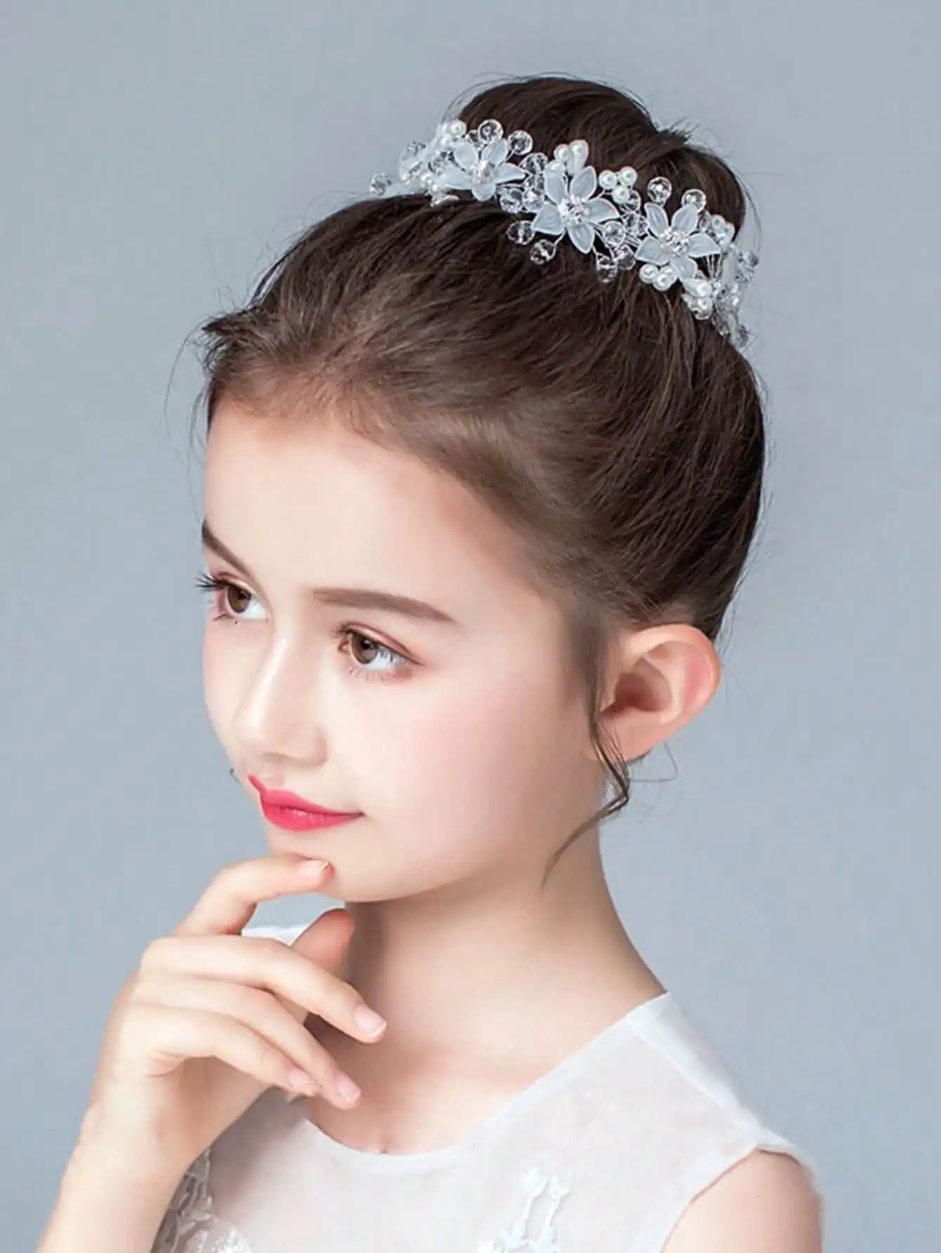 1pc Korean Style Bridal Wedding Headpiece, Handmade Acrylic Crystal Flower & Pearl Hair Hoop Hair Accessory
1pc Korean Style Bridal Wedding Headpiece, Handmade Acrylic Crystal Flower & Pearl Hair Hoop Hair Accessory
