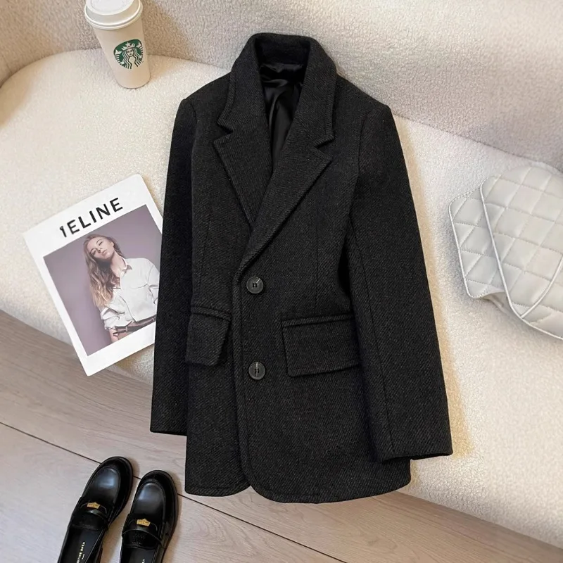 2026 модный темно-серый шерстяной пиджак, женский повседневный пиджак, осень-зима, однобортное офисное пальто, женские тонкие шерстяные пиджаки
2026 модный темно-серый шерстяной пиджак, женский повседневный пиджак, осень-зима, однобортное офисное пальто, женские тонкие шерстяные пиджаки