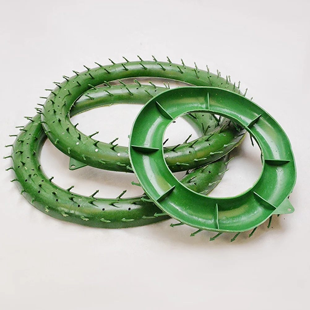 4Pcs Plastic Round Wreath Frames Solid Sturdy DIY Wreath Form for Christmas Floral Garland Making Tools Plastic Floral Frame 
4Pcs Plastic Round Wreath Frames Solid Sturdy DIY Wreath Form for Christmas Floral Garland Making Tools Plastic Floral Frame