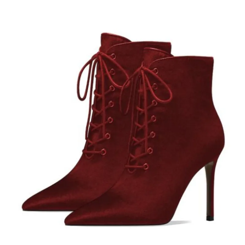 SHOFOO shoes Fashionable women's high heels boots. About 11 cm heel height. Ankle boots. Wine red satin boots Fashion show boots
SHOFOO shoes Fashionable women's high heels boots. About 11 cm heel height. Ankle boots. Wine red satin boots Fashion show boots