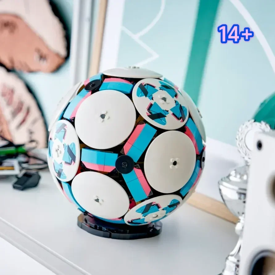 Конструктор Disney Launch 43019, 1498 деталей, коллекционный, футбольная тематика, для семейного досуга, украшение дома, подарки для мальчиков на день рождения, сувениры для вечеринок
Конструктор Disney Launch 43019, 1498 деталей, коллекционный, футбольная тематика, для семейного досуга, украшение дома, подарки для мальчиков на день рождения, сувениры для вечеринок