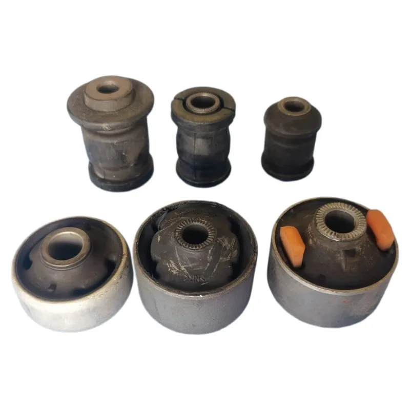 Оригинальные втулки нижнего поворотного рычага для Chery Fulwin Cowin 2 A3 A5 Tiggo3 Arizer 5 7GXK50 E3 E5 V3
Оригинальные втулки нижнего поворотного рычага для Chery Fulwin Cowin 2 A3 A5 Tiggo3 Arizer 5 7GXK50 E3 E5 V3