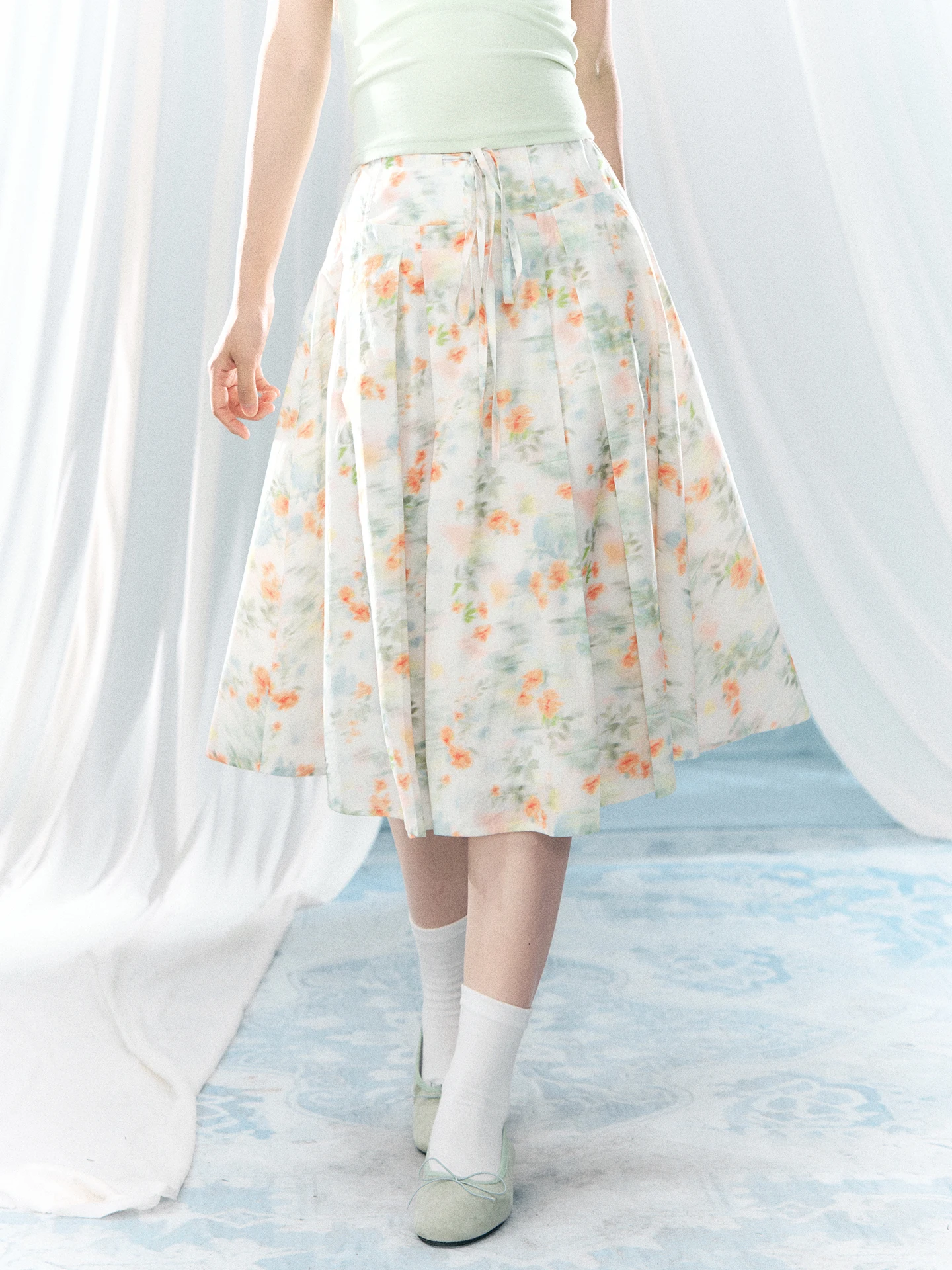 High Waist A-Line Skirt Floral Print Commute Style Women's Fashion Spring 2026 New Arrival Korean Version Short Skirt
High Waist A-Line Skirt Floral Print Commute Style Women's Fashion Spring 2026 New Arrival Korean Version Short Skirt