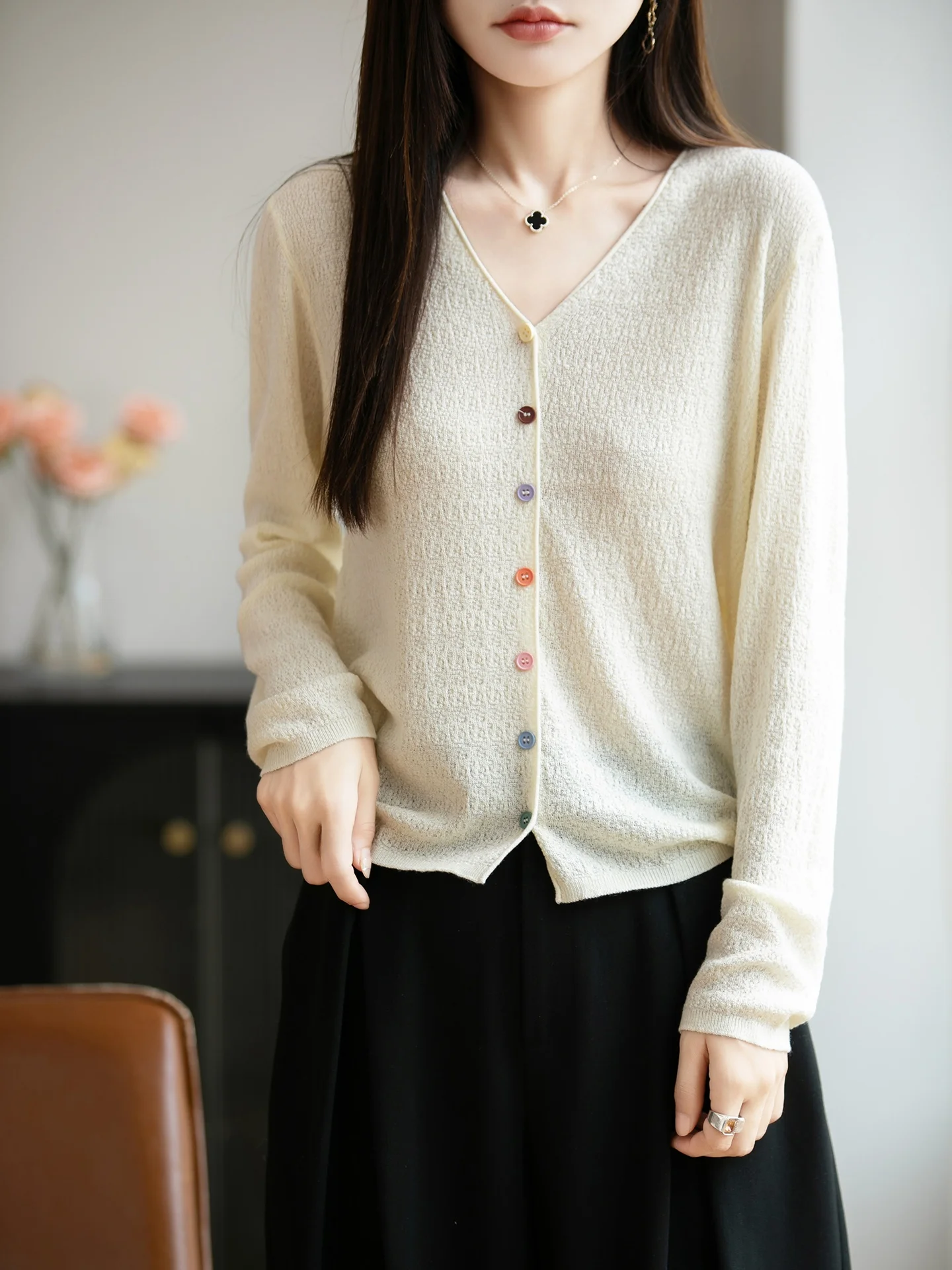 Simple Early Autumn Small Size Casual V-ne Loose Knitted Open Cardigan Women Super Sli Color Button Long Sve Top
Simple Early Autumn Small Size Casual V-ne Loose Knitted Open Cardigan Women Super Sli Color Button Long Sve Top