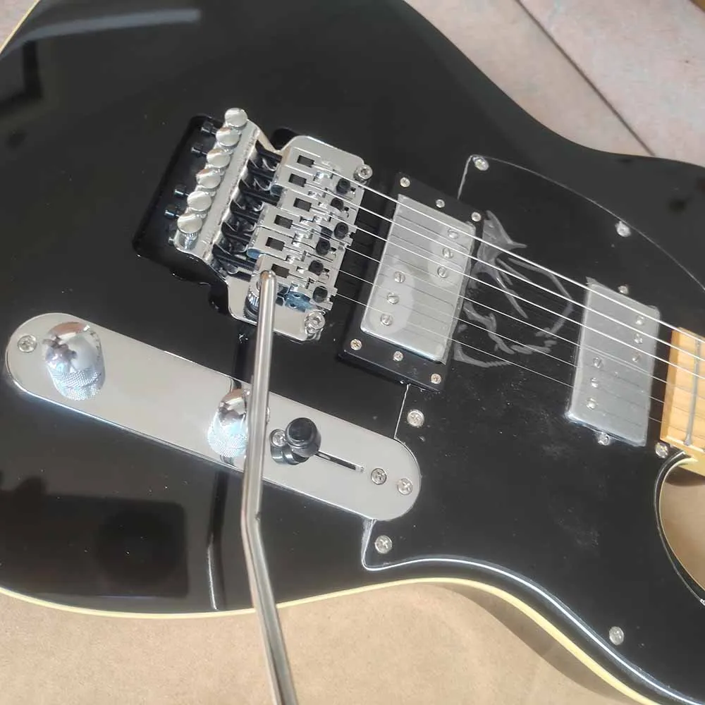 Высококачественная черная электрогитара TL на складе, никель-хромовая система вибрато Freud, быстрая доставка
Высококачественная черная электрогитара TL на складе, никель-хромовая система вибрато Freud, быстрая доставка