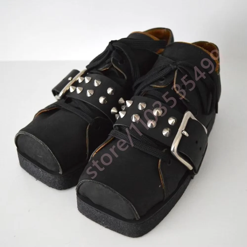 2026 Summer Studded Buckle Casual Men's Shoes Black Platform Square-Toe Derby Shoes Street Style Punk Fashion Lace-Up Sneakers
2026 Summer Studded Buckle Casual Men's Shoes Black Platform Square-Toe Derby Shoes Street Style Punk Fashion Lace-Up Sneakers