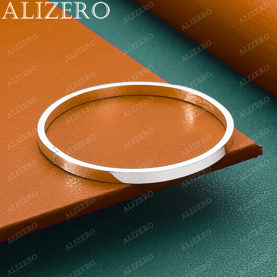 925 Sterling Silver Simple Square Bangle For Women Men Party Wedding Jewelry Exquisite Trendy Fashion Party And Daily Wear
925 Sterling Silver Simple Square Bangle For Women Men Party Wedding Jewelry Exquisite Trendy Fashion Party And Daily Wear