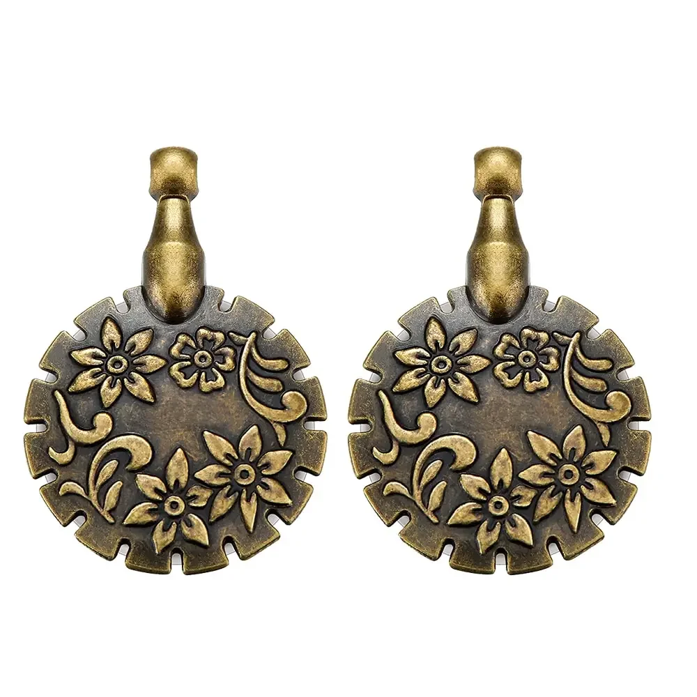 Vintage Thread Cutter Pendants Antique Thread Cutter Metal Yarn Cutter for Home Needlework DIY Craft Tools Sewing Supplies
Vintage Thread Cutter Pendants Antique Thread Cutter Metal Yarn Cutter for Home Needlework DIY Craft Tools Sewing Supplies