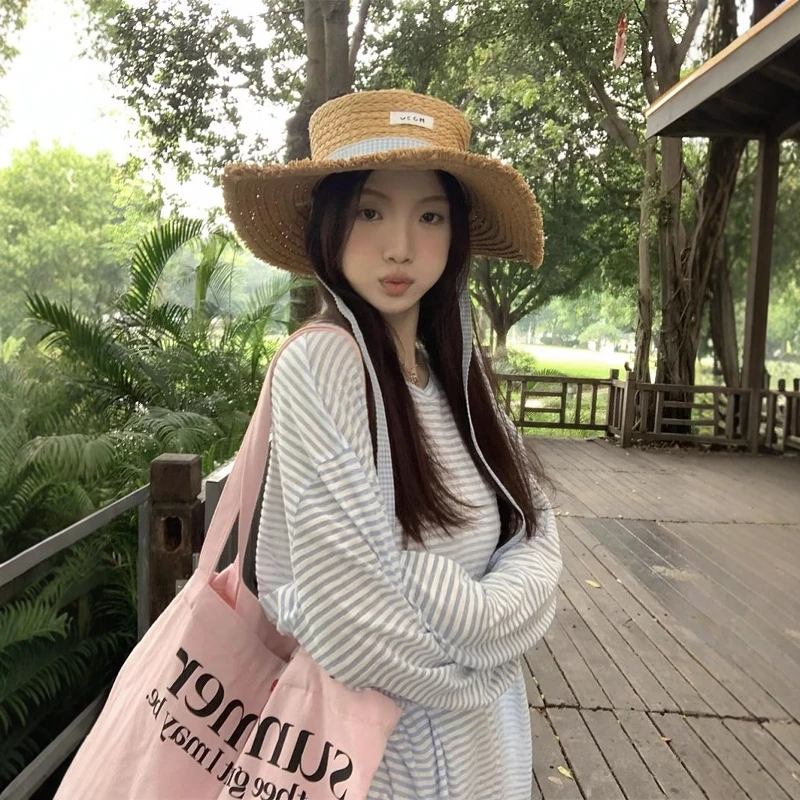 Long Sleeve T-Shirts Womens Cotton Embroidered Tops Slim Lightweight Summer Feminine Trendy Work Stylish College Youthful
Long Sleeve T-Shirts Womens Cotton Embroidered Tops Slim Lightweight Summer Feminine Trendy Work Stylish College Youthful