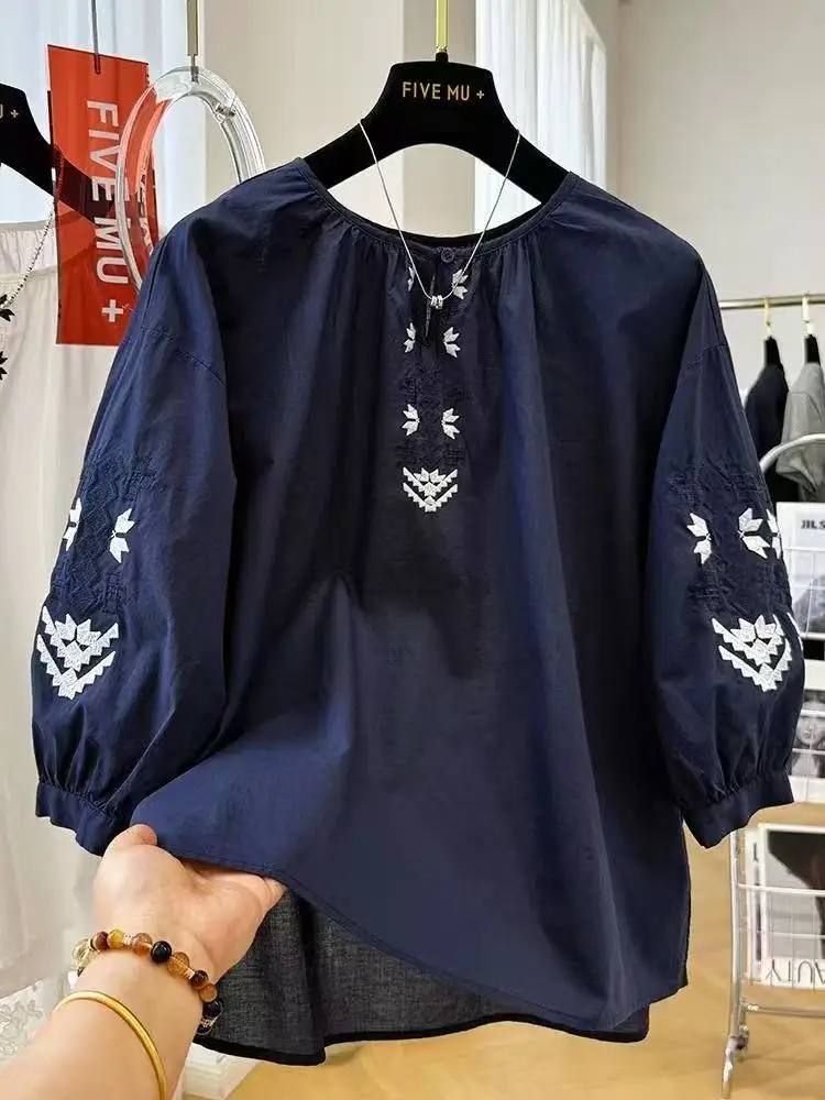 New In Breathable Cotton Linen Embroidery Tops 2025 Summer Half Sleeve Blouses Shirts Woman Clothes Korean Popular Clothes
New In Breathable Cotton Linen Embroidery Tops 2025 Summer Half Sleeve Blouses Shirts Woman Clothes Korean Popular Clothes