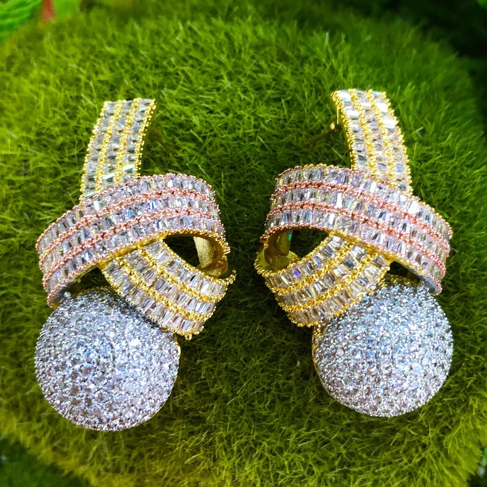 Soramoore Luxury Original Charm Drop Earrings for Women Ladies Bridal Fashion Jewelry Cubic Zircon New Design High Quality Gift
Soramoore Luxury Original Charm Drop Earrings for Women Ladies Bridal Fashion Jewelry Cubic Zircon New Design High Quality Gift