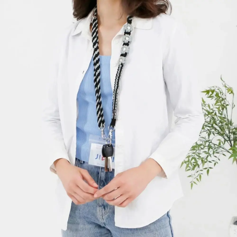 Long-style Bohemian Mobile Phone Lanyard Flower Shape Hand-woven Cell Phone Lanyard Strap Boho Cute Crossbody Neck Lanyard Women
Long-style Bohemian Mobile Phone Lanyard Flower Shape Hand-woven Cell Phone Lanyard Strap Boho Cute Crossbody Neck Lanyard Women