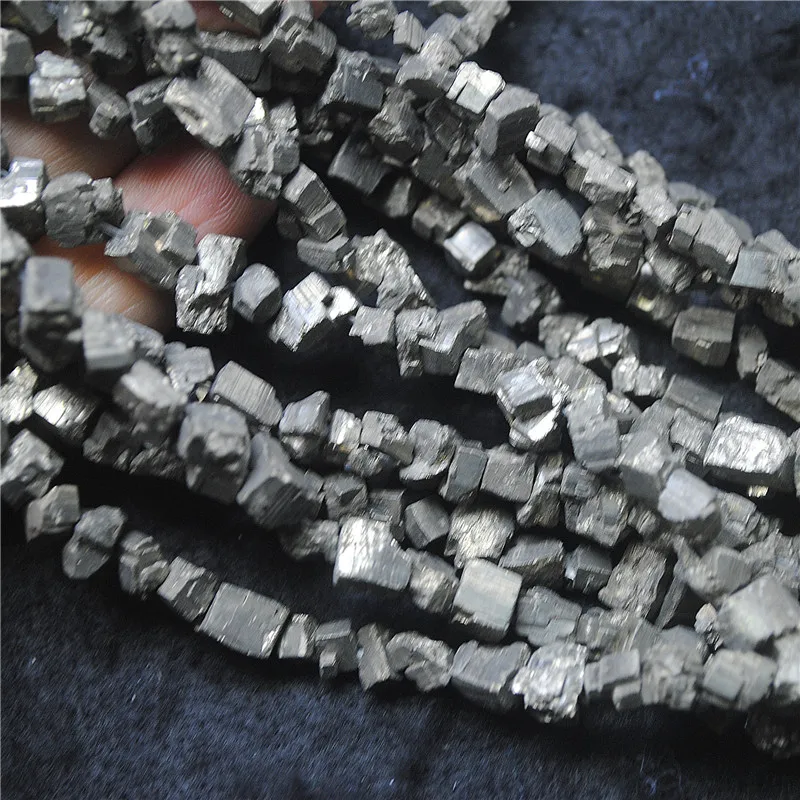 35CM Length Of Nature Pyrite Beads Strings 5-8MM DIY Jewelry Accessories Loose Stone Good For Jewelry Fashion Findings
35CM Length Of Nature Pyrite Beads Strings 5-8MM DIY Jewelry Accessories Loose Stone Good For Jewelry Fashion Findings