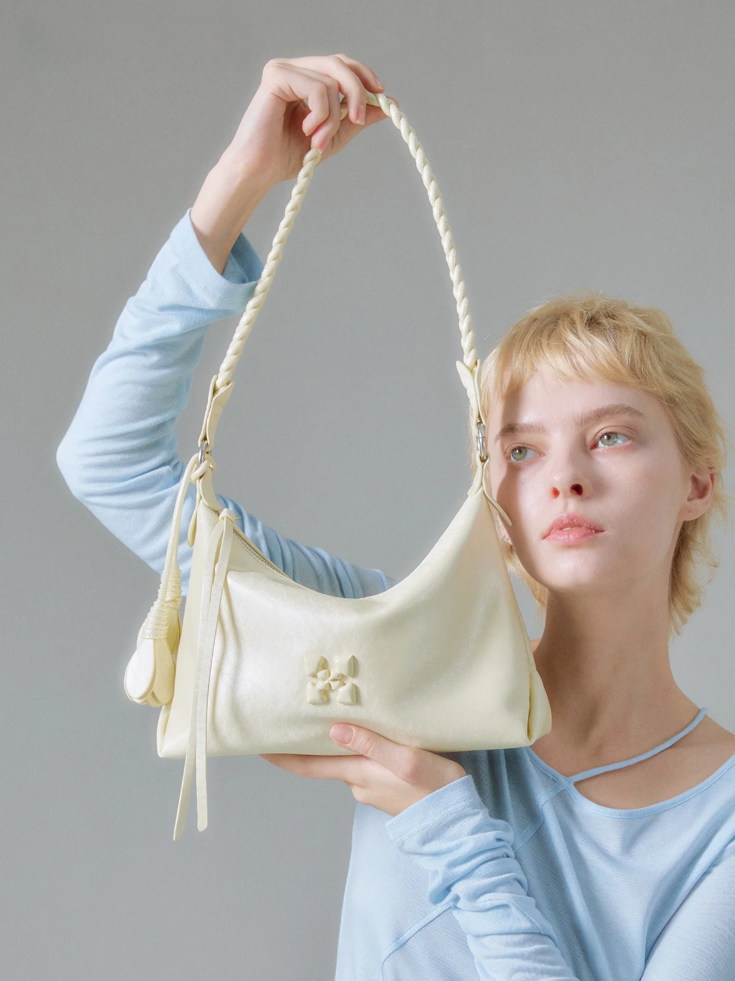 JACD Gentle Professional White Underarm Women's Bag 2026 New Summer Single Shoulder Crossbody Bag Commuter Women's Bag
JACD Gentle Professional White Underarm Women's Bag 2026 New Summer Single Shoulder Crossbody Bag Commuter Women's Bag