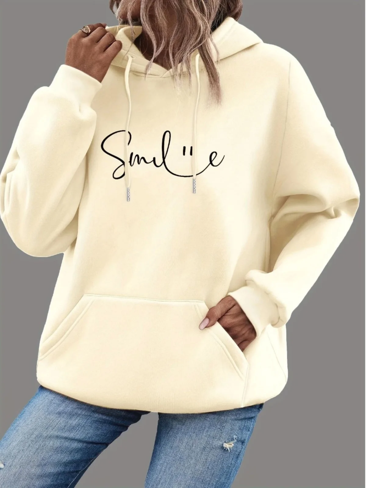 Casual Long Sleeve Hooded Sweatshirt Women Street Style Comfortable Loose Fit round Neck Print Design Fashionable Streetwear
Casual Long Sleeve Hooded Sweatshirt Women Street Style Comfortable Loose Fit round Neck Print Design Fashionable Streetwear