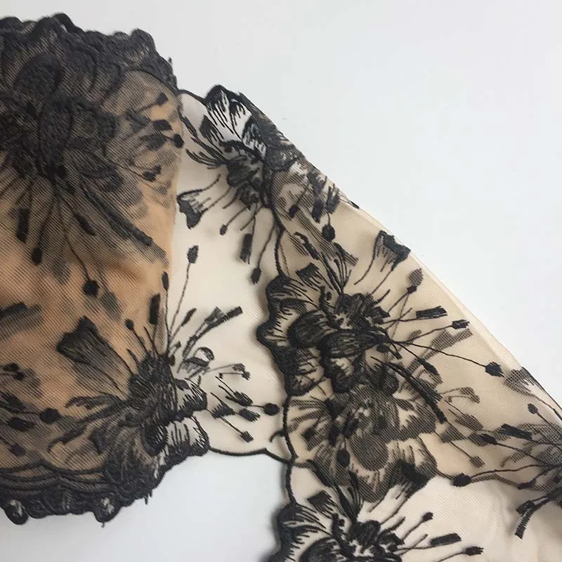 20Y/lot Embroidered Lace Fabric Mesh Lace Craft Black Floral Ribbon Lace Trim For Lingerie Bra Sewing DIY Bridal Doll Dress
20Y/lot Embroidered Lace Fabric Mesh Lace Craft Black Floral Ribbon Lace Trim For Lingerie Bra Sewing DIY Bridal Doll Dress